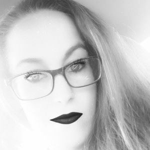 Meet your Posher, Cora